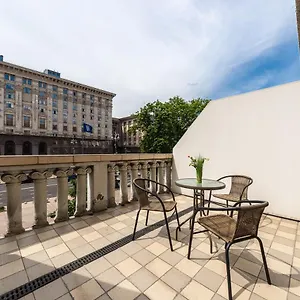 Апартаменты Kreschatik 21, With Terrace, Киев